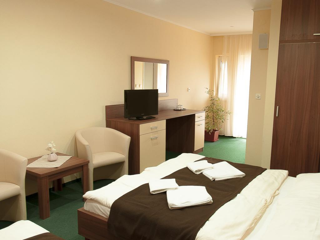 Penzion Fortune Dunajská Streda Chambre photo