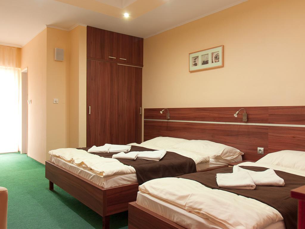 Penzion Fortune Dunajská Streda Chambre photo