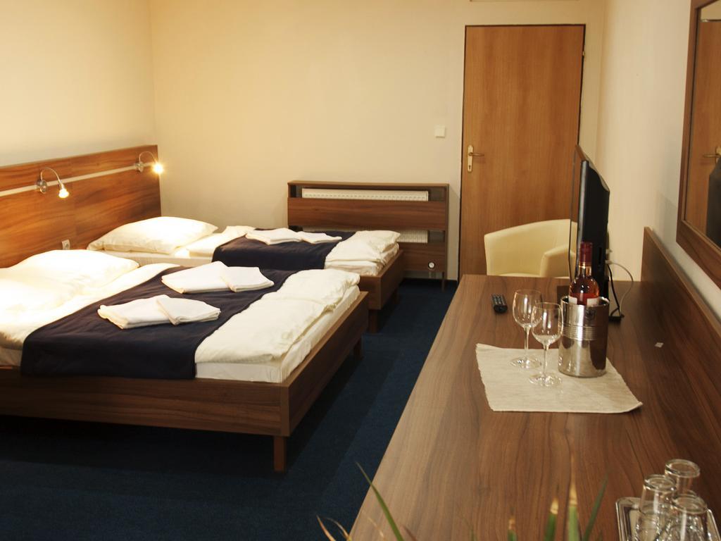 Penzion Fortune Dunajská Streda Chambre photo